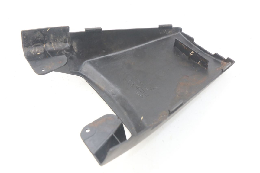 photo de GIUNZIONE PARAFANGO POSTERIORE SUZUKI XF FREEWIND 650 (1997 - 2003)