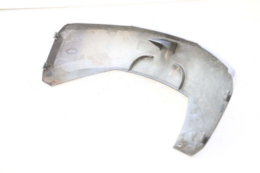 photo de GIUNZIONE PARAFANGO POSTERIORE SUZUKI UH BURGMAN 125 (2002 - 2006)