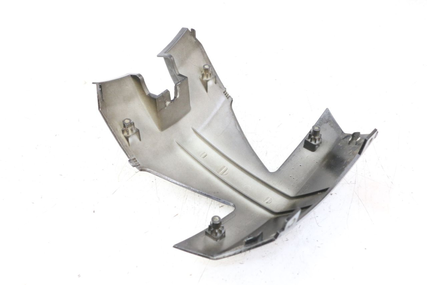 photo de CARENA POSTERIORE CONGIUNZIONE PEUGEOT VIVACITY 125 (2010 - 2017)