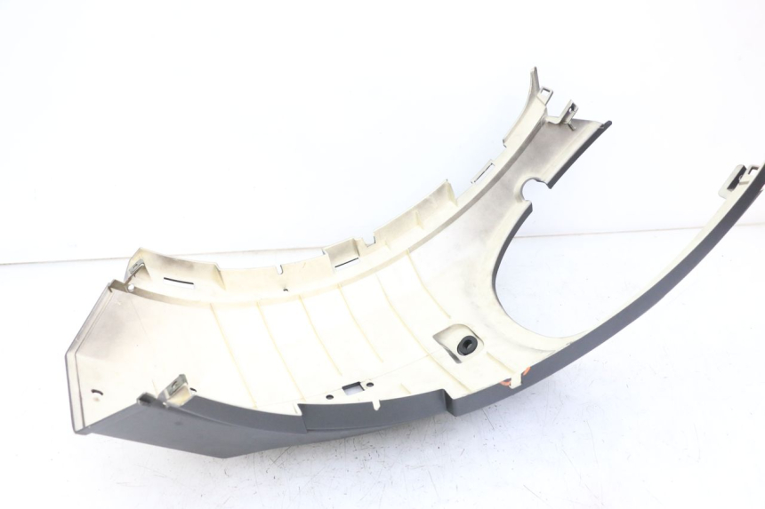 photo de CARENA POSTERIORE CONGIUNZIONE JM MOTORS VX 125 (2022 - 2025) - Zoom sullo stato d'uso