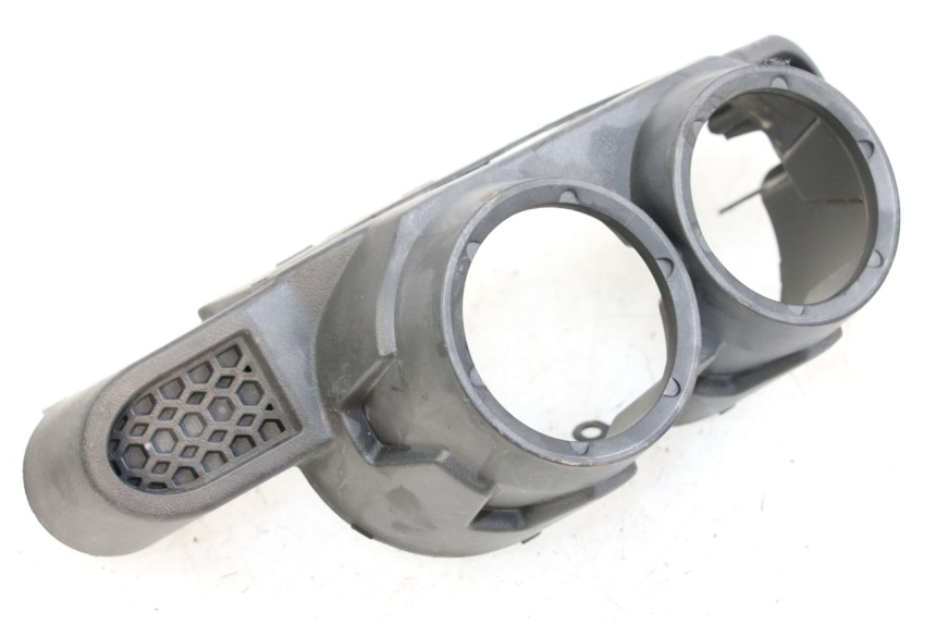 photo de Giunzione carenatura posteriore YAMAHA BW'S BWS 125 (2010 - 2013)