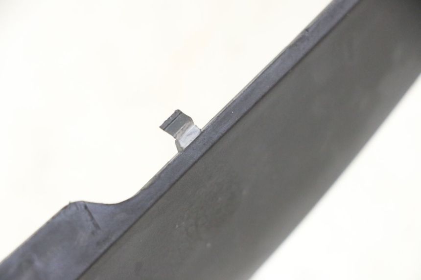 photo de CARENA POSTERIORE CONGIUNZIONE YAMAHA FZ6 FAZER S2 600 (2007 - 2011)