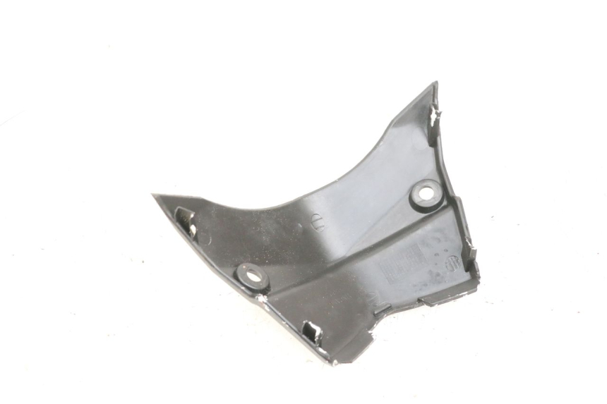 photo de CARENA ANTERIORE CONGIUNZIONE MAG POWER BOMBERS 4T 50 (2016 - 2026) - Zoom sullo stato d'uso