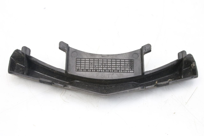 photo de GIUNZIONE CARENA ANTERIORE YAMAHA D'ELIGHT DELIGHT 115 (2013 - 2017)