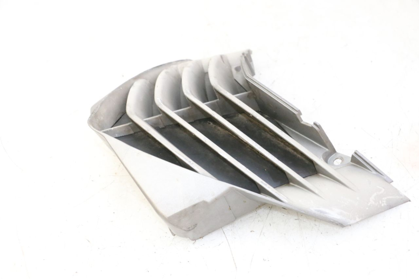 photo de CARENA ANTERIORE CONGIUNZIONE PEUGEOT ELYSTAR 50 (2002 - 2014)