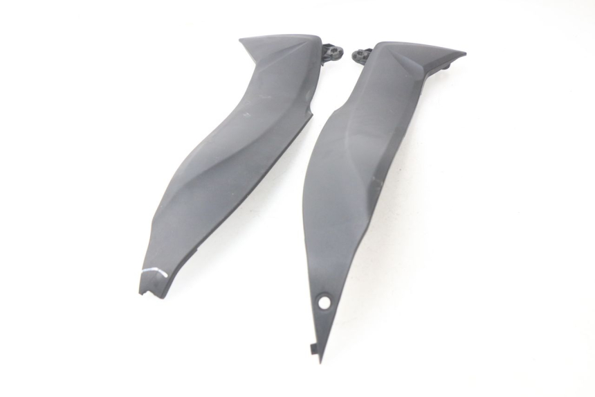 photo de Giunzione carena anteriore SUZUKI GSX-R GSXR K16 1000 (2012 - 2016)