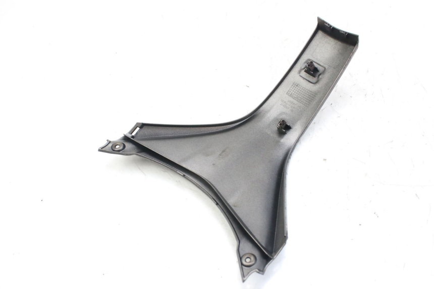 photo de GIUNZIONE CARENA ANTERIORE HONDA FES S-WING SWING ABS 125 (2007 - 2015)