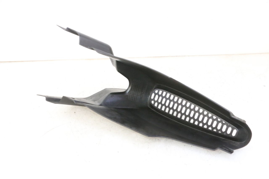 photo de CARENA ANTERIORE CONGIUNZIONE QUADRO 4 4D 350 (2015 - 2018)