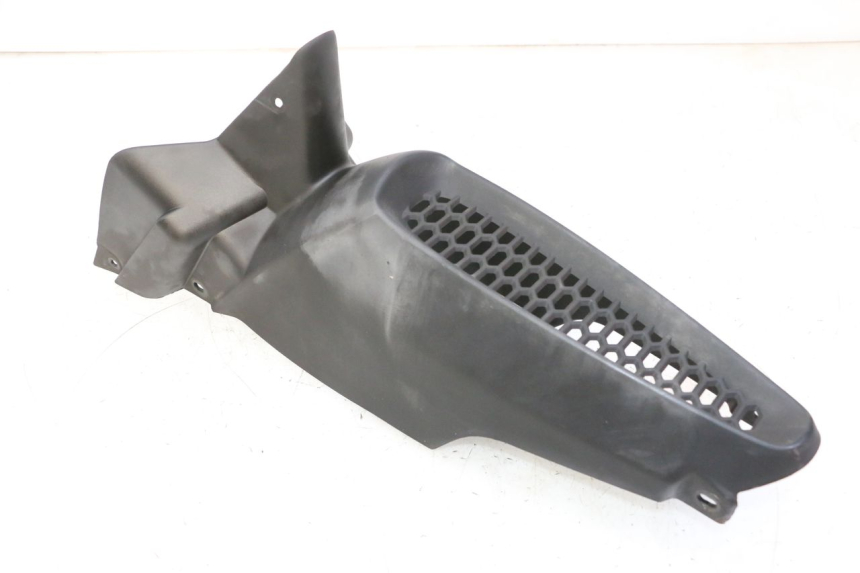 photo de CARENA ANTERIORE CONGIUNZIONE QUADRO 4 4D 350 (2015 - 2018)