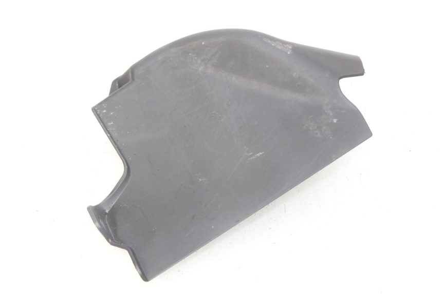 photo de Giunzione carena anteriore inferiore APRILIA SRV 850 (2012 - 2017)