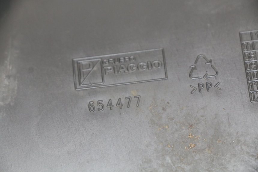 photo de Giunzione carena anteriore inferiore APRILIA SRV 850 (2012 - 2017)