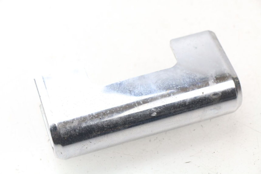 photo de Giunzione carena anteriore inf HYOSUNG AQUILA GV 125 (2009 - 2016)