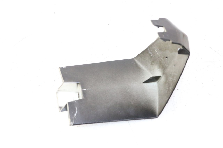 photo de GIUNZIONE PARAURTI ANTERIORE INF PEUGEOT CITYSTAR 50 (2013 - 2017)