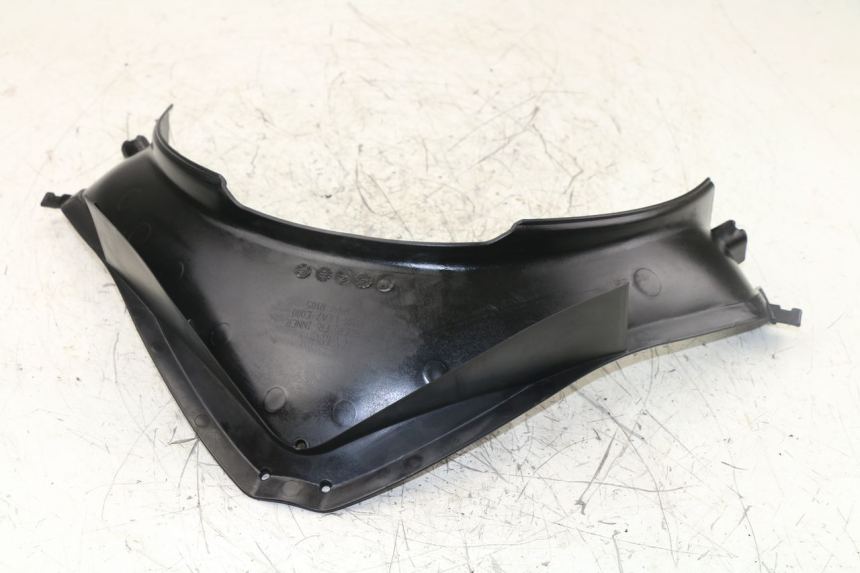 photo de Giunzione carena anteriore inf KYMCO DINK STREET ABS 125 (2011 - 2018)