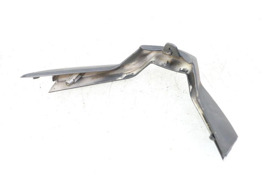 photo de CARENA ANTERIORE CONGIUNZIONE JM MOTORS EVOLIS 4T 50 (2018 - 2022)