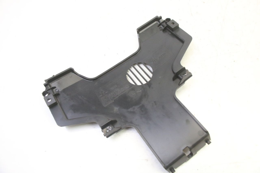 photo de CARENA ANTERIORE CONGIUNZIONE PIAGGIO MP3 HPE 310 (2024 - 2025)