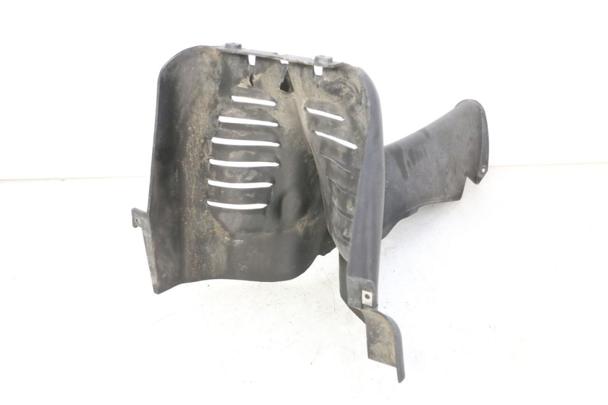 photo de Giunzione carenatura anteriore inf PIAGGIO MP3 500 (2011 - 2015)