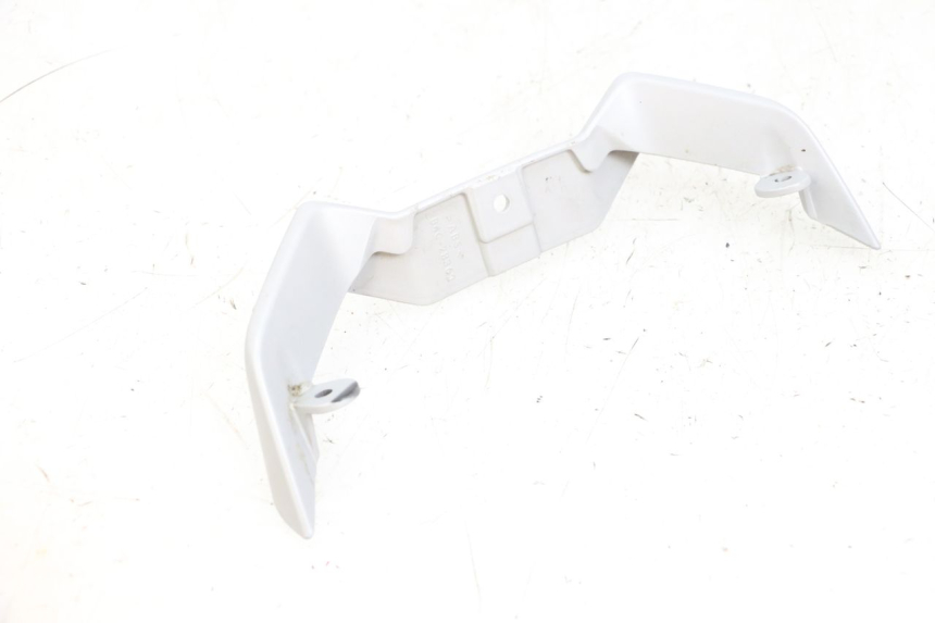 photo de CARENA ANTERIORE CONGIUNZIONE YAMAHA MT-07 MT07 ABS 700 (2018 - 2020) - Zoom sullo stato d'uso