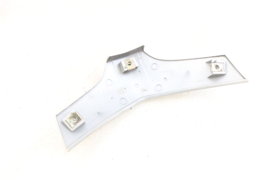 photo de GIUNZIONE PARAURTI ANTERIORE INF PEUGEOT TWEET 4T 50 (2010 - 2014)