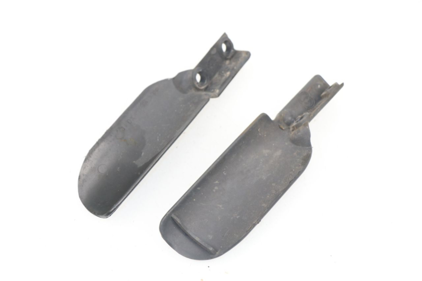 photo de Giunzione carenatura anteriore inf PIAGGIO TYPHOON 50 (2000 - 2009)