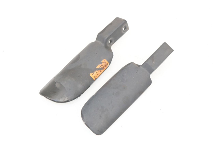 photo de Giunzione carenatura anteriore inf PIAGGIO TYPHOON 50 (2000 - 2009)