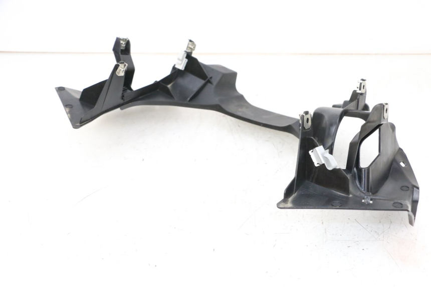 photo de CARENA ANTERIORE CONGIUNZIONE BMW R GS 1250 (2021 - 2024) - Altra vista dell'articolo