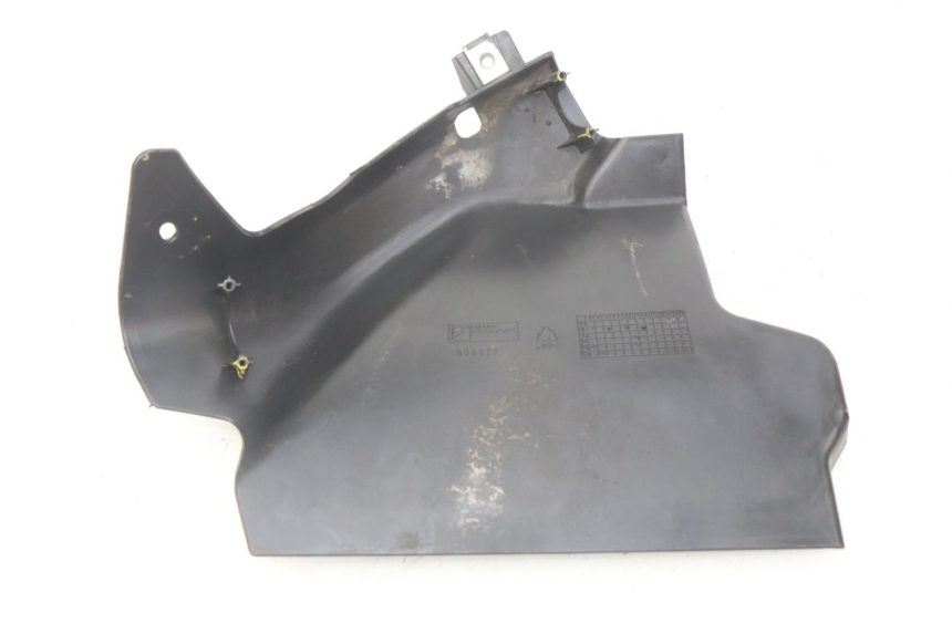 photo de Giunzione carena anteriore inferiore APRILIA SRV 850 (2012 - 2017)