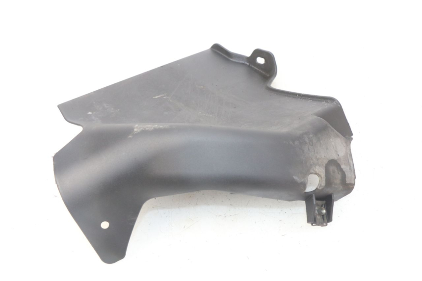 photo de Giunzione carena anteriore inferiore APRILIA SRV 850 (2012 - 2017)