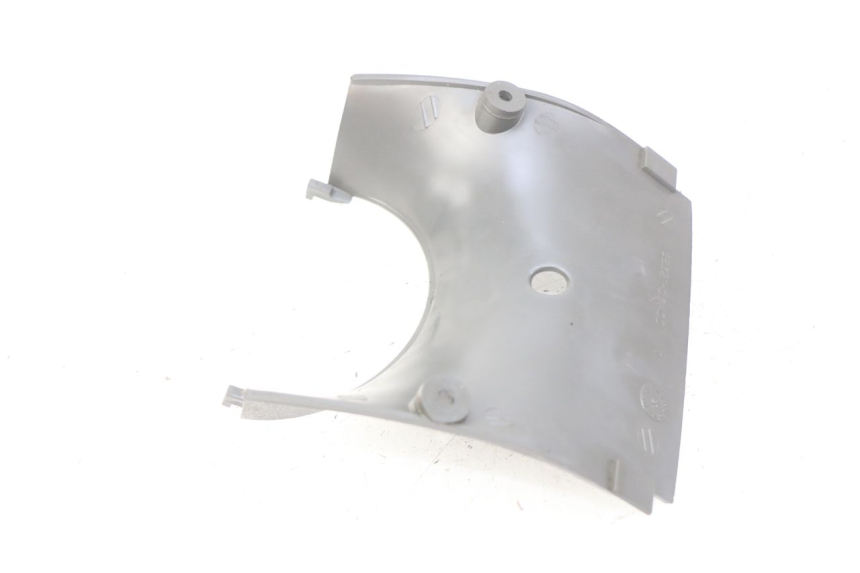 photo de GIUNZIONE PARAURTI ANTERIORE INF SUZUKI CP 80 (1985 - 1996)
