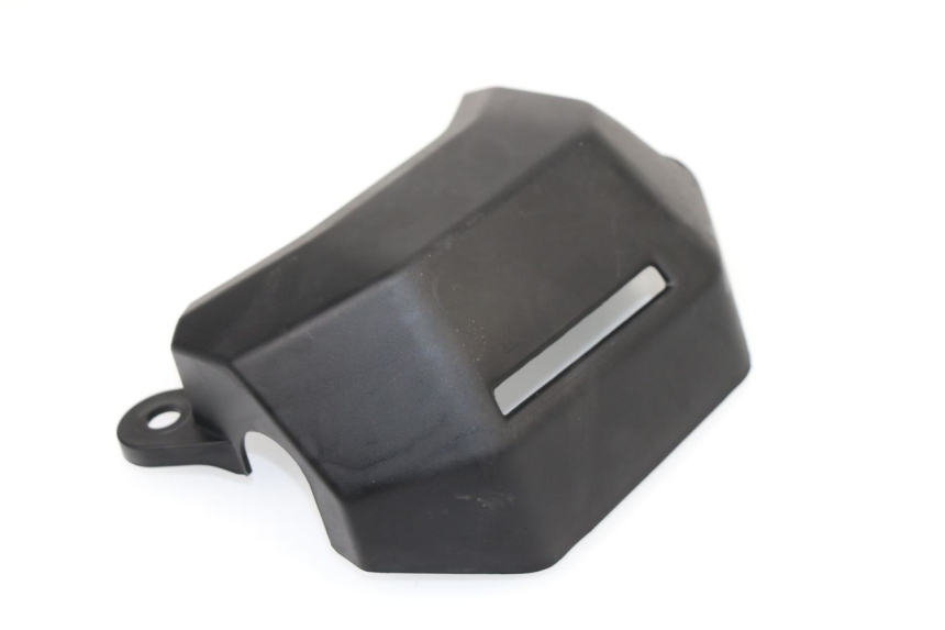 photo de Giunzione carena anteriore inferiore YAMAHA MT-07 MT07 700 (2018 - 2020)