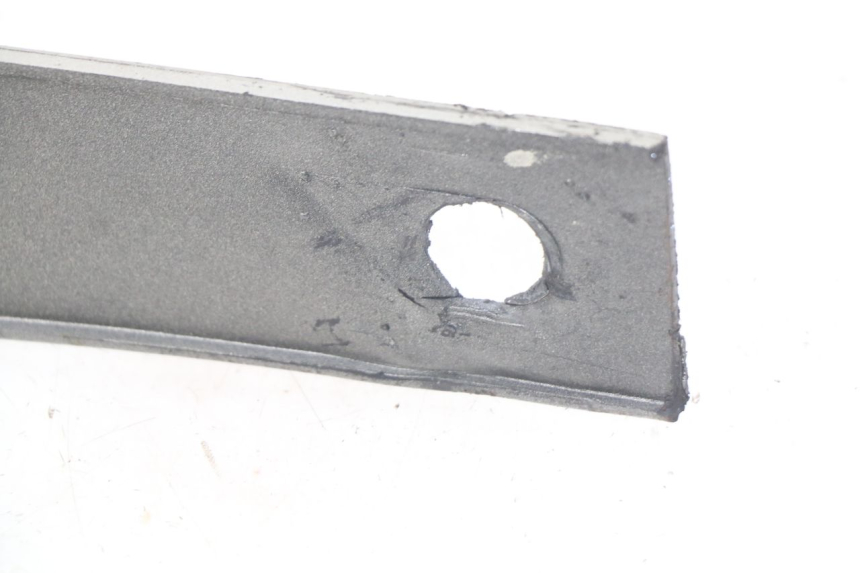 photo de GIUNZIONE PARAURTI ANTERIORE INF KAWASAKI ZZR 600 (1995 - 2004)