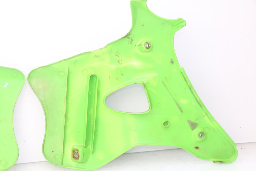 photo de GIUNZIONE CARENA ANTERIORE KAWASAKI KX 250 (1994 - 1998)