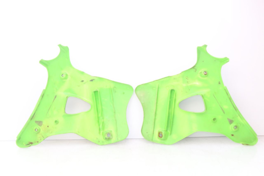 photo de GIUNZIONE CARENA ANTERIORE KAWASAKI KX 250 (1994 - 1998)
