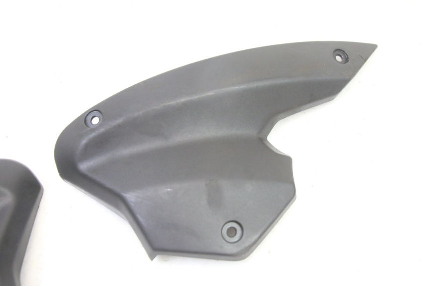 photo de GIUNZIONE CARENA ANTERIORE PEUGEOT KISBEE 4T 50 (2018 - 2022)