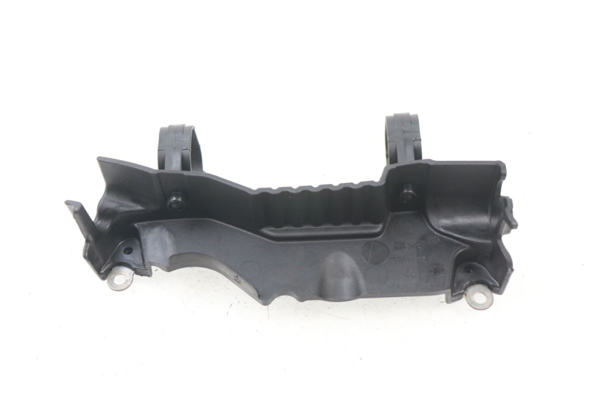 photo de Giunzione carena anteriore DUCATI M796 MONSTER 796 (2010 - 2014) - Dettaglio del componente