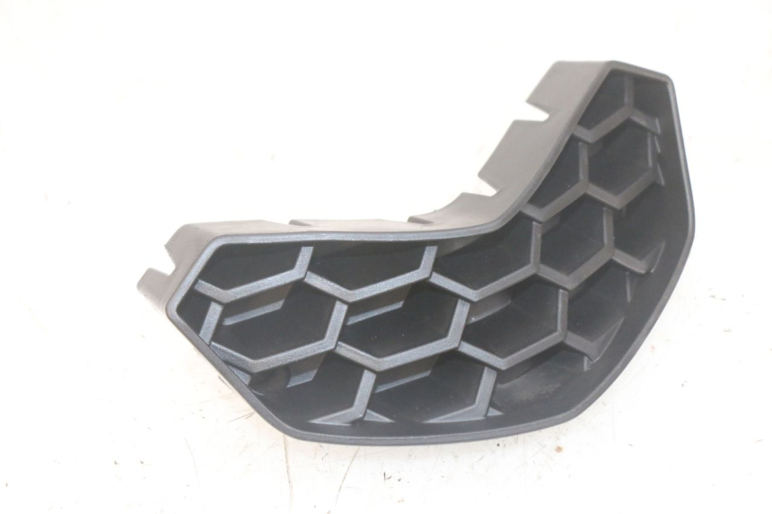 photo de CARENA ANTERIORE CONGIUNZIONE PIAGGIO MP3 HPE 300 (2019 - 2026) - Zoom sullo stato d'uso