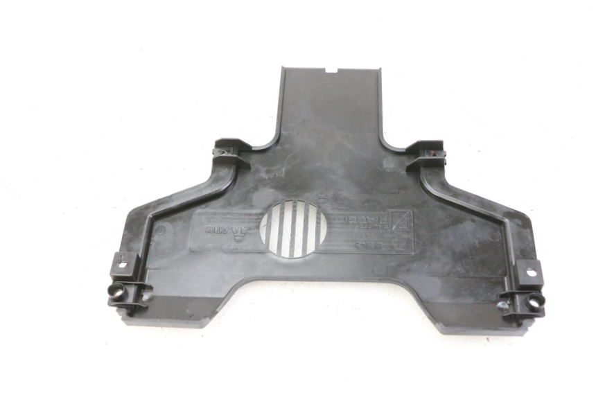 photo de CARENA ANTERIORE CONGIUNZIONE PIAGGIO MP3 500 (2014 - 2016)