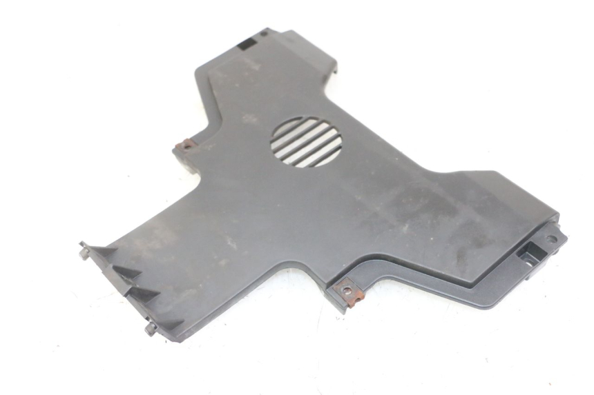 photo de CARENA ANTERIORE CONGIUNZIONE PIAGGIO MP3 500 (2011 - 2015)