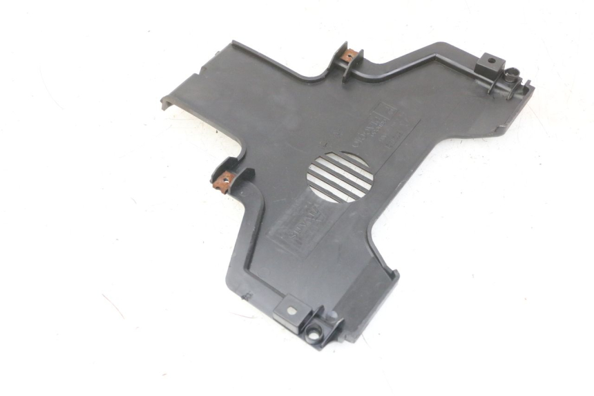 photo de CARENA ANTERIORE CONGIUNZIONE PIAGGIO MP3 500 (2011 - 2015)
