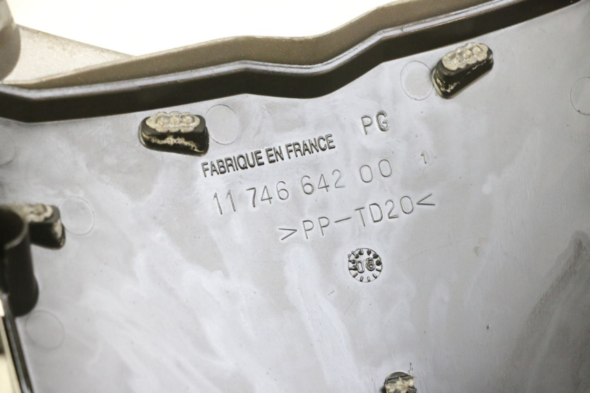 photo de CARENA ANTERIORE CONGIUNZIONE PEUGEOT ELYSTAR 50 (2002 - 2014)