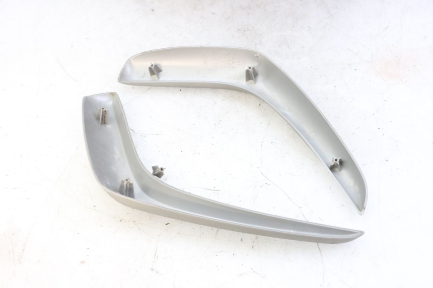 photo de GIUNZIONE CARENA ANTERIORE PIAGGIO FLY 2T 50 (2004 - 2017)