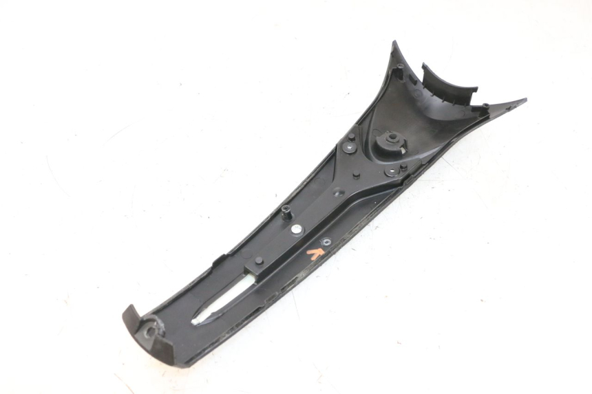 photo de CARENA ANTERIORE CONGIUNZIONE JM MOTORS SANTANA 50 (2014 - 2023) - Zoom sullo stato d'uso