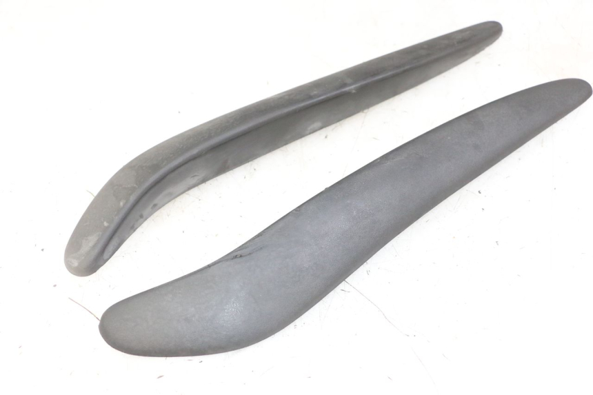 photo de CARENA ANTERIORE CONGIUNZIONE APRILIA SCARABEO GT TOURING 125 (1999 - 2005)