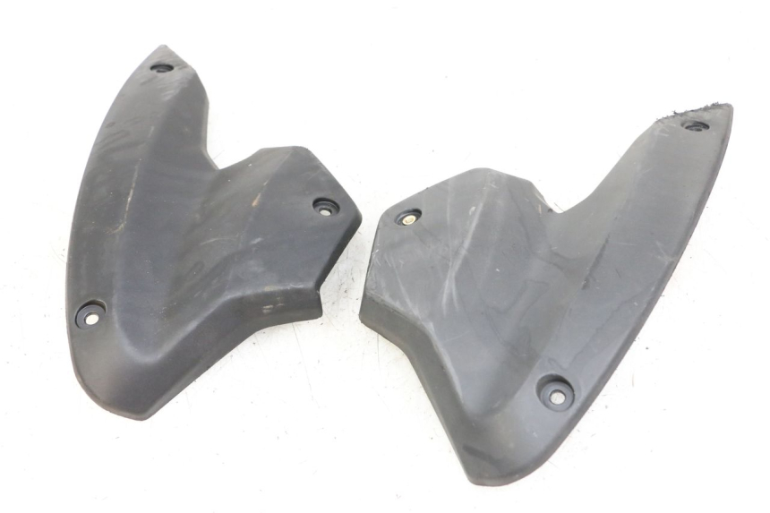 photo de CARENA ANTERIORE CONGIUNZIONE PEUGEOT STREETZONE 2T 50 (2014 - 2019)