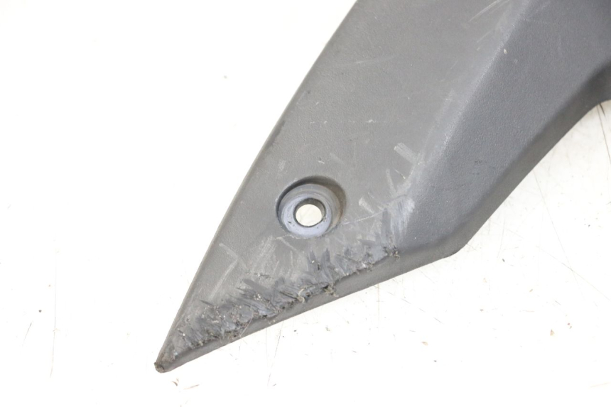 photo de CARENA ANTERIORE CONGIUNZIONE PEUGEOT STREETZONE 2T 50 (2014 - 2019)