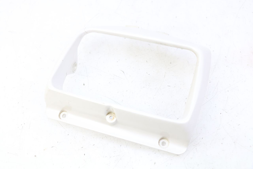 photo de GIUNZIONE CARENA ANTERIORE SUP SUZUKI CP 80 (1985 - 1996)