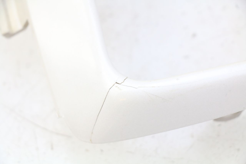 photo de GIUNZIONE CARENA ANTERIORE SUP SUZUKI CP 80 (1985 - 1996)