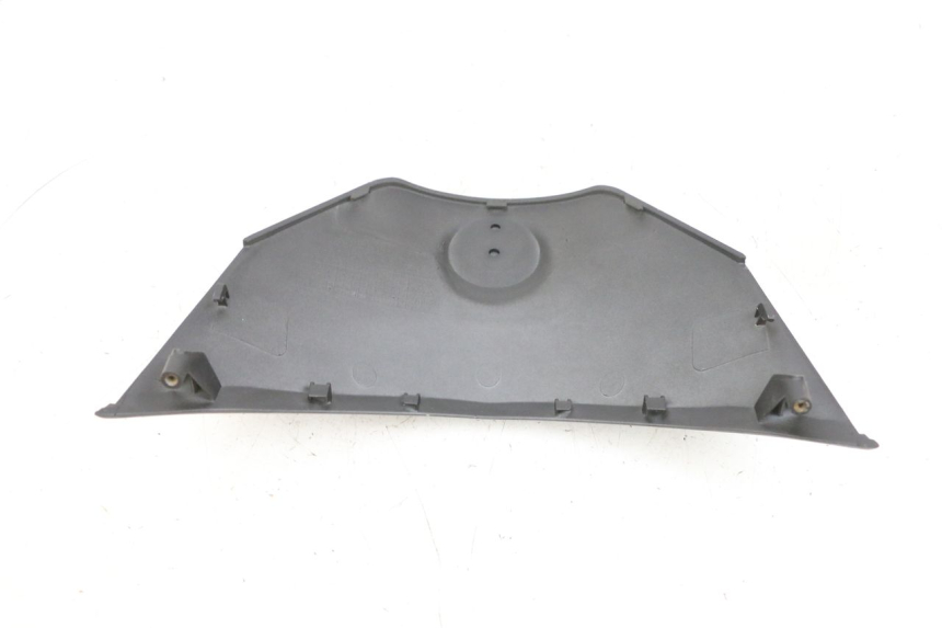 photo de GIUNZIONE CARENA ANTERIORE SUP SYM CROX 4T 50 (2016 - 2023) - Zoom sullo stato d'uso