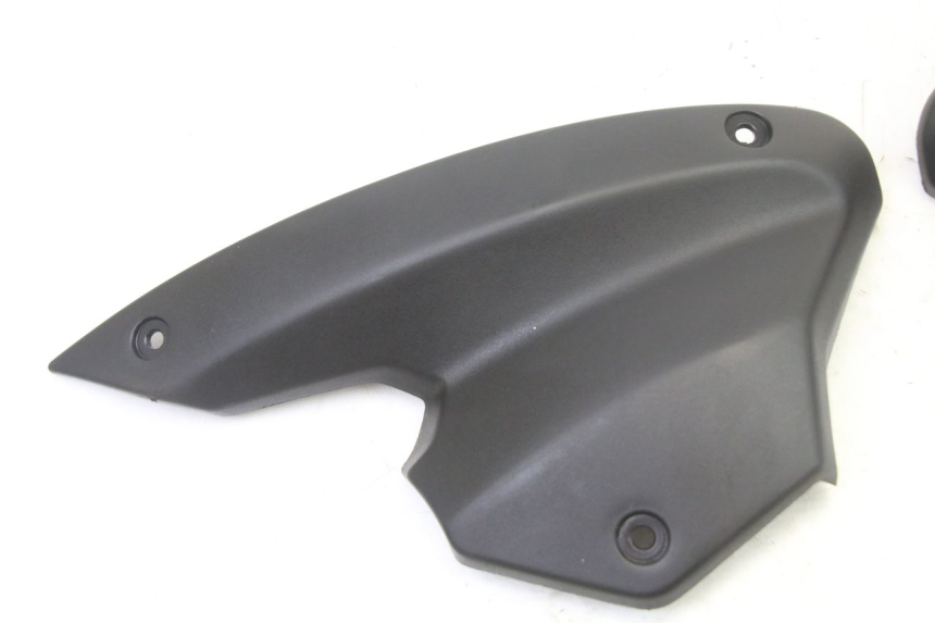 photo de CARENA ANTERIORE CONGIUNZIONE PEUGEOT KISBEE 4T 50 (2018 - 2022)