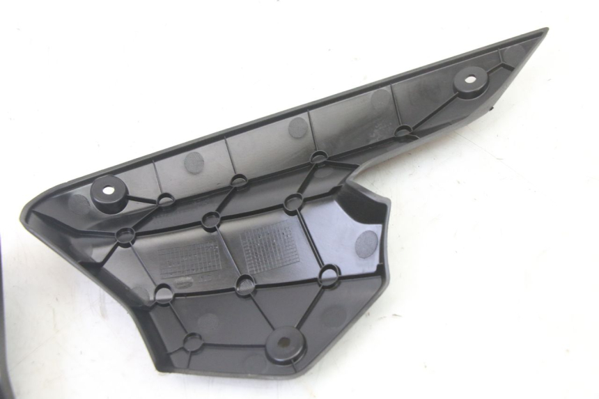 photo de CARENA ANTERIORE CONGIUNZIONE PEUGEOT KISBEE 4T 50 (2018 - 2022)